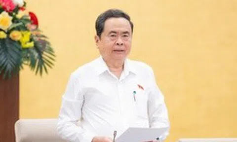 Chủ tịch Quốc hội: Xử lý ngay những vấn đề cấp bách, không thể chậm trễ