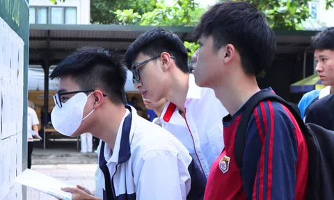 Nhiều trường đại học công bố điểm sàn năm 2026, từ 15 đến 25 điểm