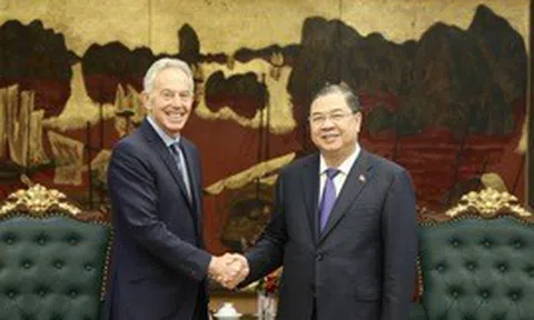 Phó Thủ tướng Thường trực Phạm Gia Túc tiếp cựu Thủ tướng Vương quốc Anh Tony Blair