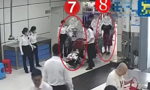 8 người phụ nữ bị bắt tại cửa khẩu vì giấu "thứ bị cấm" dưới váy