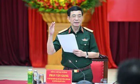 Nghệ An cần kết hợp chặt chẽ phát triển kinh tế với bảo đảm quốc phòng, an ninh