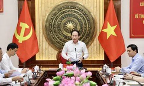 Phó Thủ tướng Lê Tiến Châu làm việc với Ban Thường vụ Tỉnh ủy Thanh Hóa