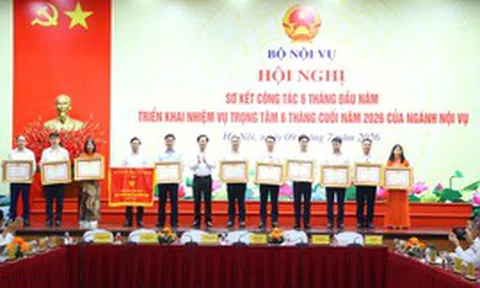 Tháo gỡ khó khăn trong vận hành chính quyền địa phương 2 cấp, đẩy mạnh phân cấp, phân quyền
