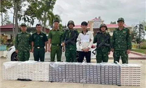 Bắt giữ đối tượng vận chuyển hàng nhập lậu trên tuyến biên giới