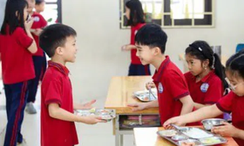 6 xã ở Hà Nội vi phạm trong tổ chức bữa ăn bán trú trường học