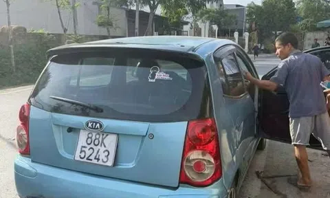 Phát hiện 3 người đàn ông tử vong trong 2 xe ô tô đỗ ven đường