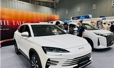 Ngành ô tô Việt Nam tăng tốc chuyển đổi xanh