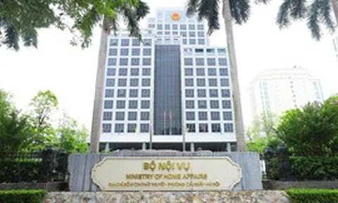 Bộ Nội vụ hướng dẫn giải quyết chính sách cho người hoạt động không chuyên trách thôn, tổ dân phố nghỉ việc