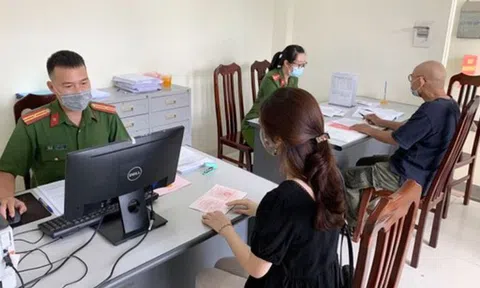 Những trường hợp tạm thời chưa được thay đổi nơi cư trú, người dân cần biết