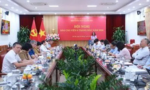 Hội nghị báo cáo viên Đảng ủy Chính phủ 6 tháng đầu năm
