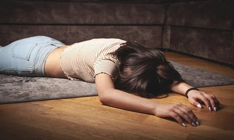 Cô gái 30 tuổi sụt cân "không phanh" rồi tử vong, bác sĩ cảnh báo dấu hiệu nhiều người chủ quan