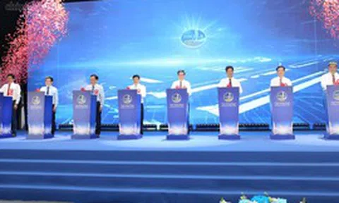 Công bố sản phẩm nhôm thỏi đầu tiên của Việt Nam