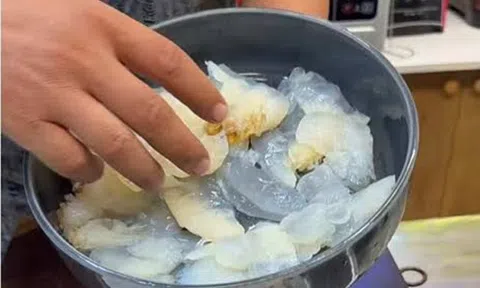 Người đàn ông 28 tuổi suýt tử vong sau khi ăn món khoái khẩu "vạn người mê"