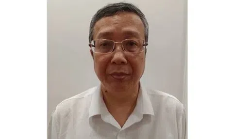 Bắt tạm giam Thứ trưởng Bộ Nông nghiệp và Môi trường Hoàng Trung