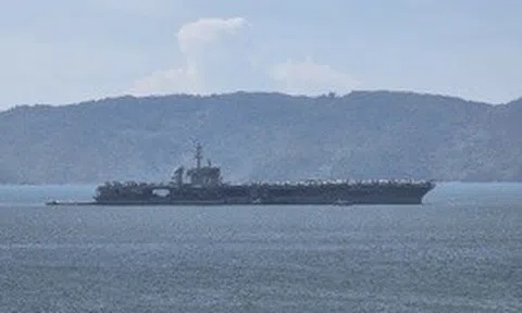 Tàu sân bay USS George Washington của Hải quân Hoa Kỳ thăm Việt Nam