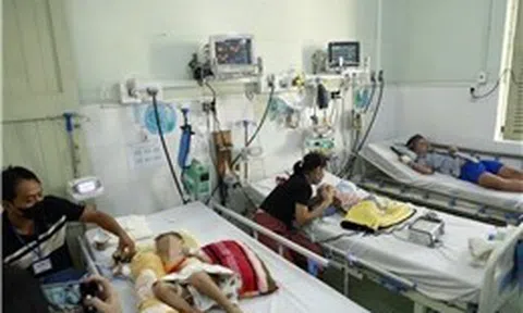 Không chủ quan với bệnh tay chân miệng ở trẻ lớn