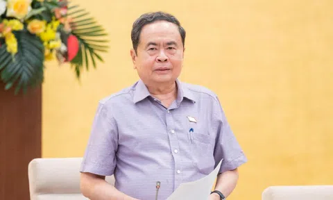 Chủ tịch Quốc hội: Xây dựng luật để mở đường cho phát triển