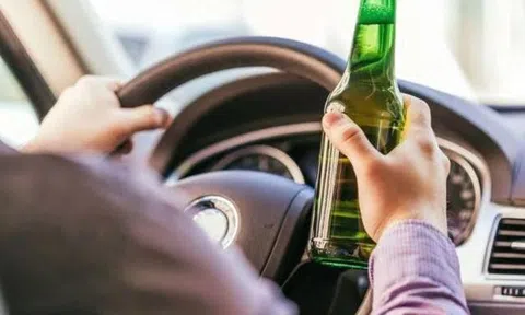 Nhiều lần lái xe khi say rượu, nam tài xế Mỹ lĩnh án 50 năm tù