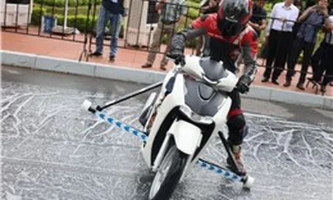 Đặt ABS đúng vai trò trong an toàn của xe máy