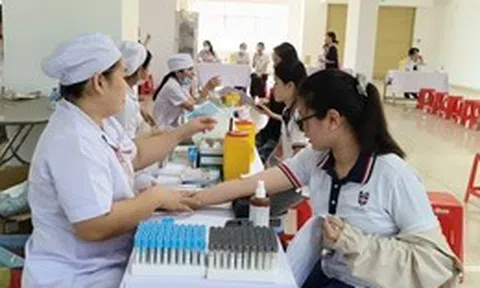 TP Hồ Chí Minh tăng tốc khám sức khỏe cho học sinh và người lao động