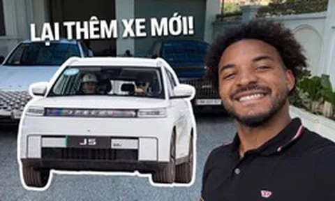 Nguyễn Xuân Son đã có đủ bộ 3 xe xăng, điện, hybrid: 2 chiếc được tặng trị giá hơn 1,7 tỷ đồng, chiếc mới nhất được miễn phí sạc 30 năm