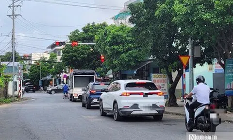 500 trường hợp vi phạm giao thông trong 1 tháng: CSGT giải đáp nhiều câu hỏi nóng