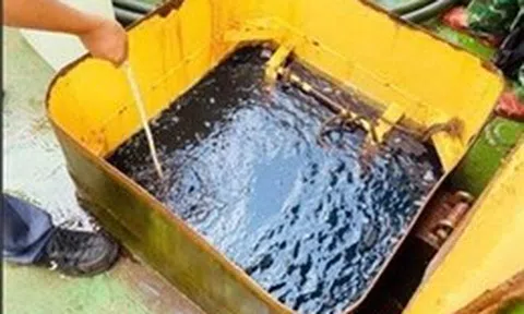 Phát hiện tàu vận chuyển 50.000 lít dầu DO không rõ nguồn gốc