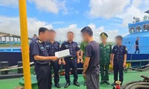 Hải quan phát hiện tàu chở lậu hơn 70.000 lít dầu