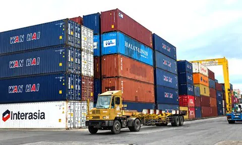 Trung chuyển 24 giờ nhưng thủ tục 5 ngày, Đà Nẵng phải gỡ nút thắt nào?