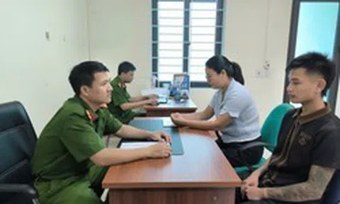Quyết định khởi tố tài xế taxi Phan Vinh Quang SN 2006