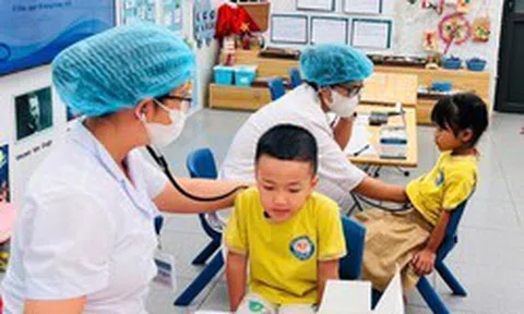 Trẻ dưới 6 tuổi được khám sức khỏe miễn phí thế nào?