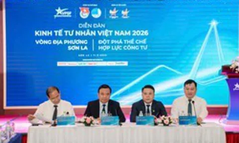Ngân hàng chủ động đi tìm khách vay, doanh nghiệp nhỏ vẫn khó tiếp cận vốn