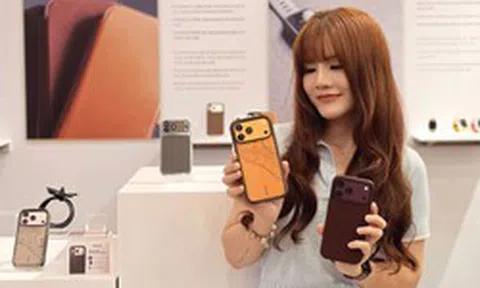 Ốp lưng, phụ kiện iPhone 18 Series giá cả triệu đồng/chiếc