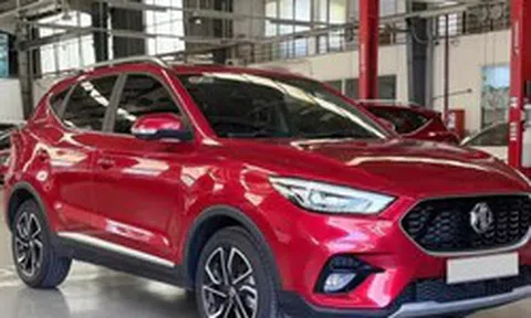 Nhiều SUV cỡ nhỏ đồng loạt giảm giá, có mẫu giảm hơn 300 triệu đồng