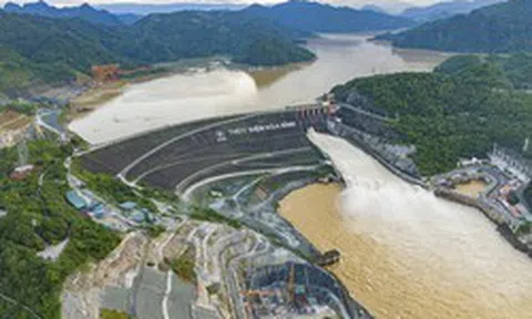 Hồ thủy điện lớn nhất Đông Nam Á trong thế kỷ 20 tại Việt Nam được định hướng trở thành Khu du lịch Quốc gia trọng điểm