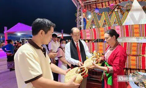 Phiên chợ vùng cao ở kinh đô Lam Kinh: Đưa văn hóa, sản vật đến với du khách, kích cầu du lịch