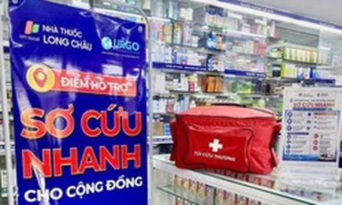 Nhà thuốc Long Châu hỗ trợ sơ cấp cứu cộng đồng ngày mưa lớn