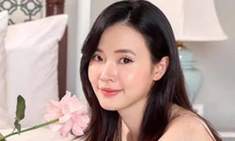 Nữ hotgirl đình đám từng là giảng viên đại học, livestream bán đất “như bán rau”, lấy được đại gia từ ánh nhìn đầu tiên ở nơi đặc biệt