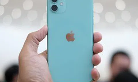 Chiếc iPhone "quốc dân" từng được bán hơn 20 triệu đồng nay giá chỉ còn 5 triệu, đáng mua nhất lúc này