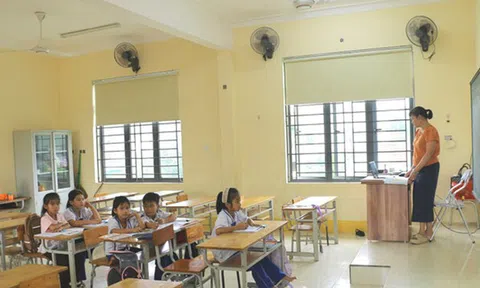 Vụ hàng trăm học sinh nghỉ học: Phụ huynh nhận sai, cam kết đưa con trở lại trường