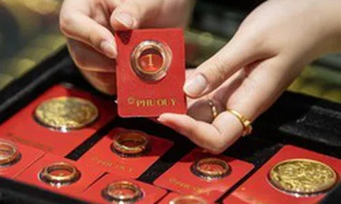 30 chuyên gia đầu ngành, 700 đại biểu dự báo khó tin về giá vàng, bạc 12 tháng tới