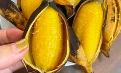 Việt Nam có loại chuối "lạ", phải luộc chín mới ăn được, cứ ra chợ là thấy