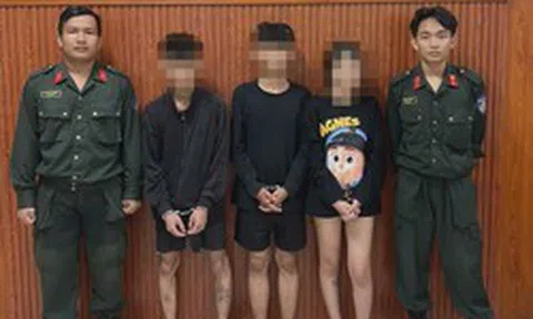 Khám xét khẩn cấp phòng trọ, bắt Phạm Tường Vy SN 2008 và 2 thanh niên