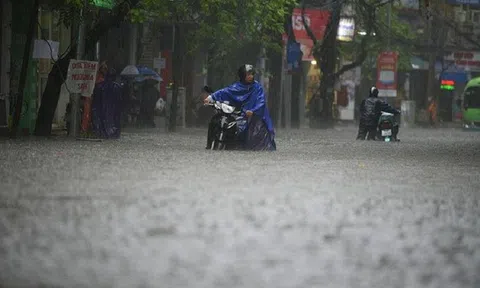 Mưa lớn diện rộng kéo dài, tâm điểm ở đâu?