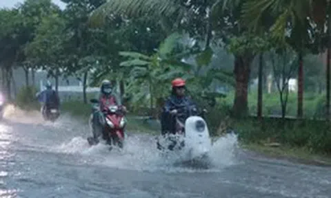 Miền Bắc nắng ráo, Nam Bộ tiếp tục mưa lớn