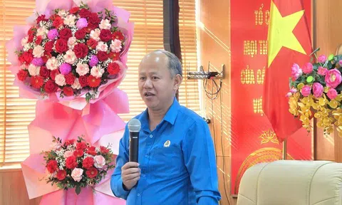 Nữ công nhân có thêm kênh bảo vệ quyền lợi ngay trên điện thoại