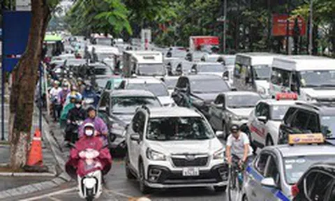 Tất cả chủ xe tại Hà Nội chú ý: Công an đang rà soát hơn 1 triệu phương tiện, có 3 trường hợp cần kiểm tra