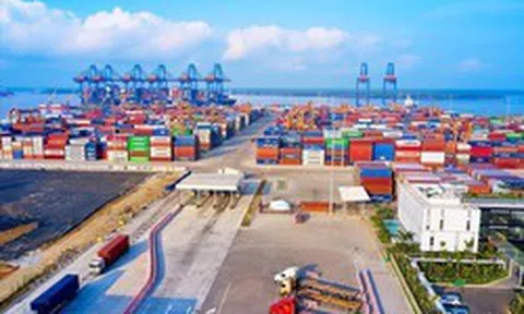 Xuất nhập khẩu Việt Nam vượt mốc 1.000 tỷ USD sau 10 tháng năm 2026