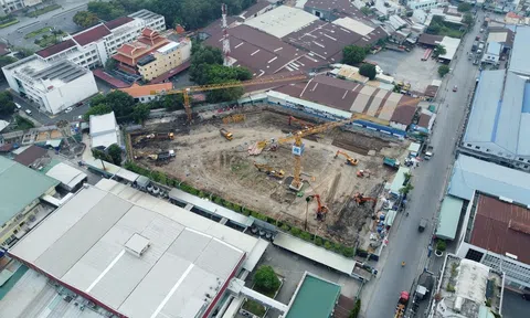 Dự án Asiana Riverside của Gotec Land giữa "vòng vây" kho bãi, khu chế xuất