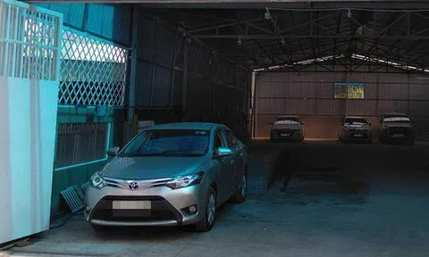 Tung chiêu moi tiền khách hàng thuê xe tự lái dịp Tết